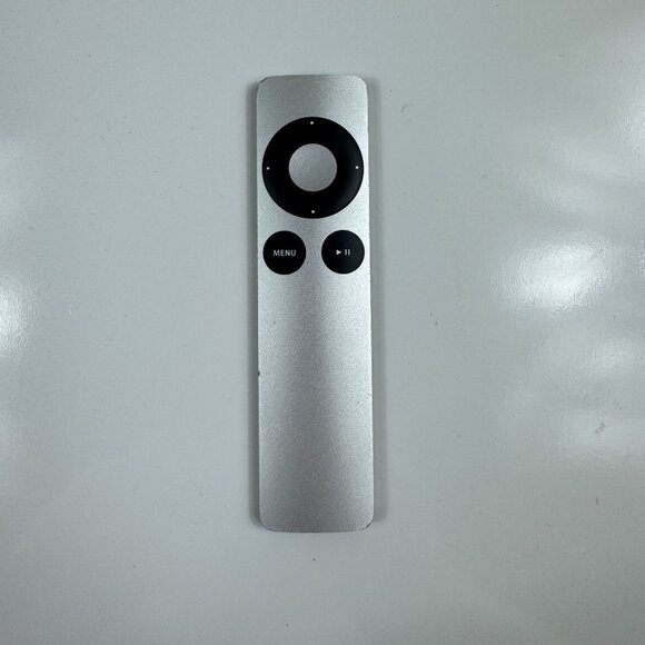 Apple TV 3rd Generation A1469 Remote Powercord 8GB 1080p HD Resolution Streaming - Picture 6 of 9